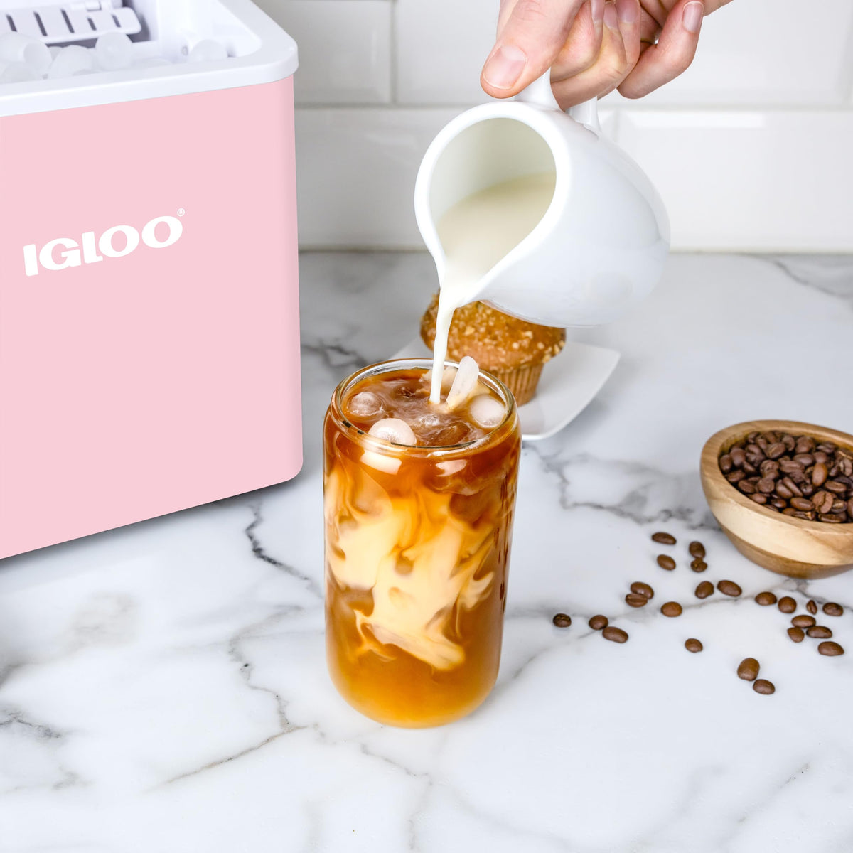 Igloo Premium Self-Cleaning Countertop Ice Maker Machine, Handled Portable Ice Maker, Produces 26 lbs. in 24 hrs. with Ice Cubes Ready in 6-8 Minutes, Comes with Ice Scoop and Basket Jansha Store