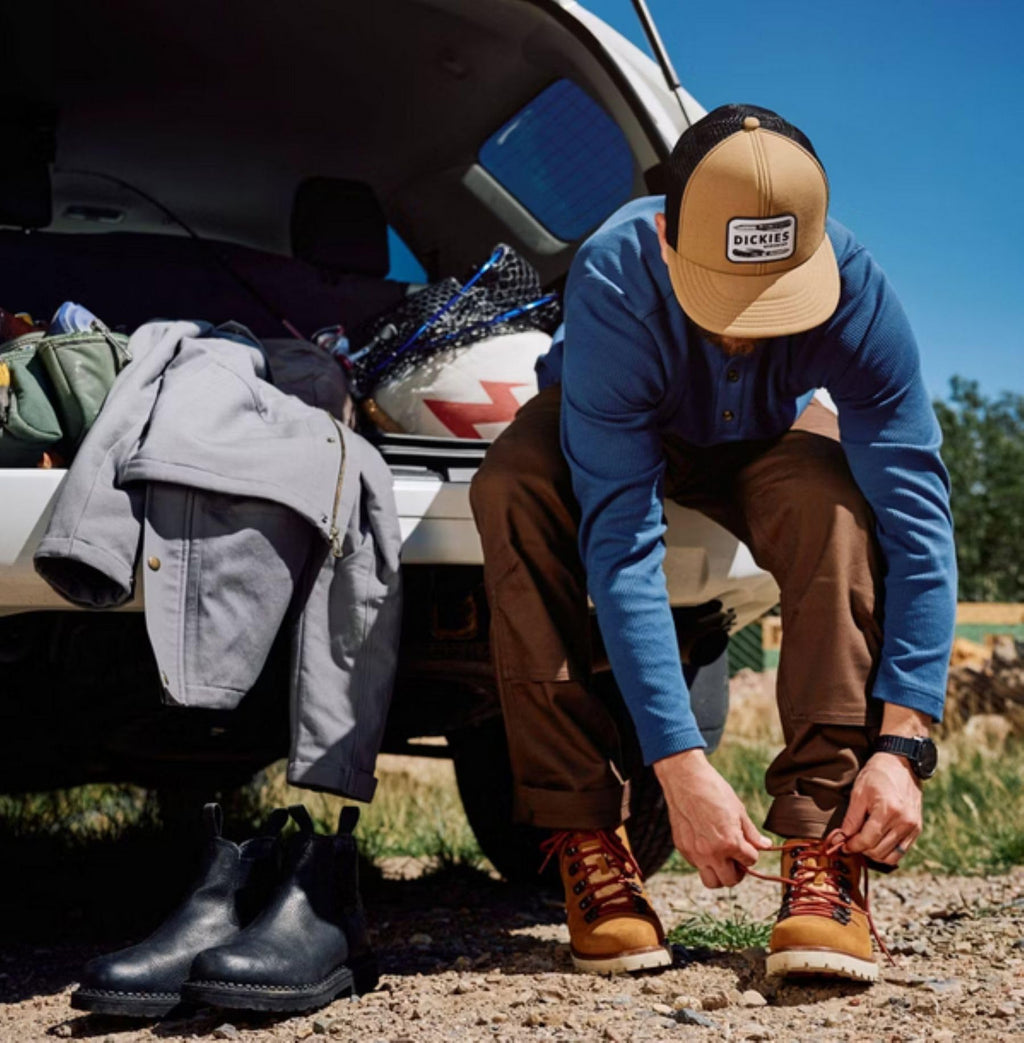 Close-up of Dickies Dri-tech sock toe seam and reinforced heel detail