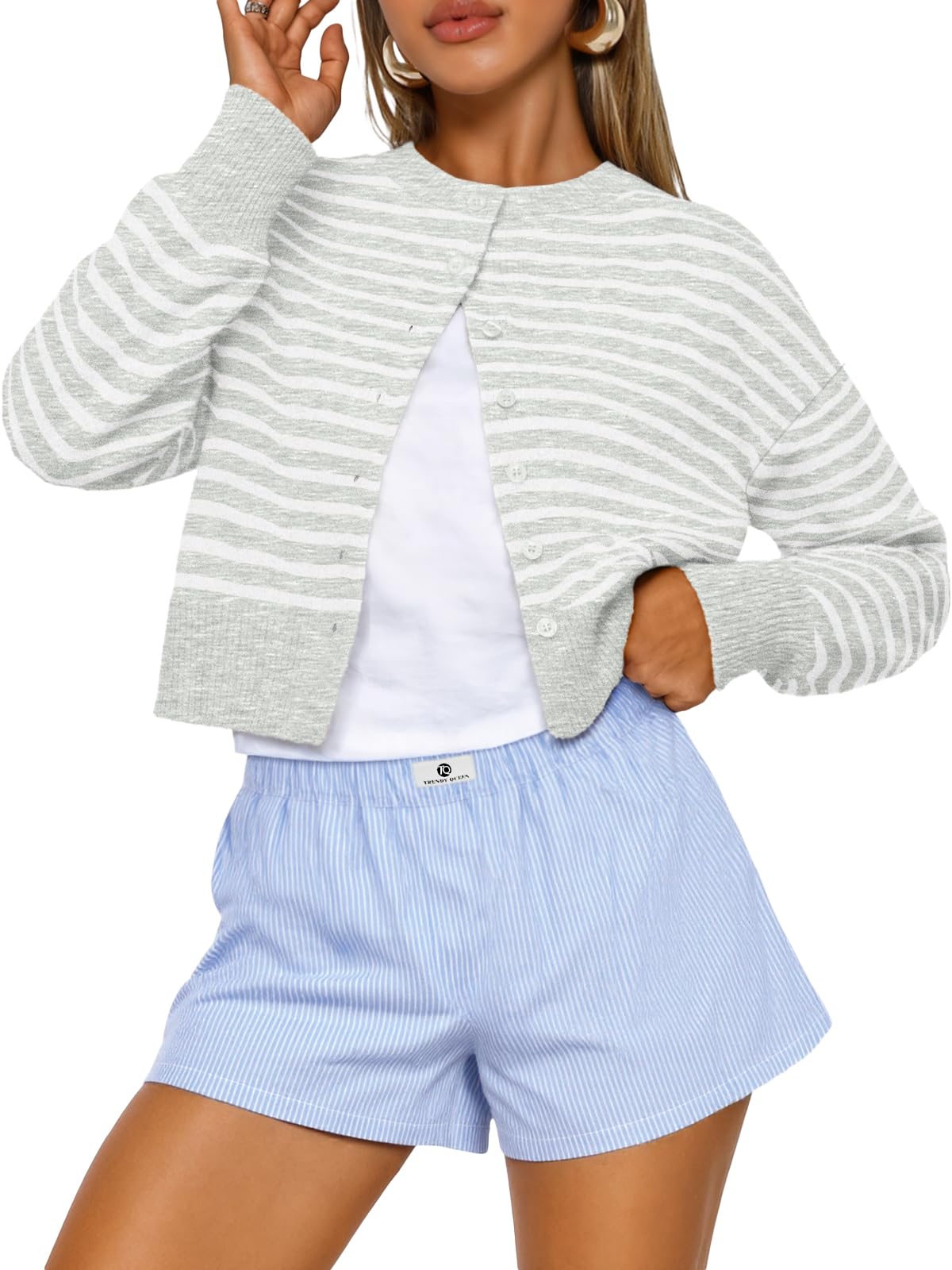 Cropped cardigan paired with wide-leg pants for a trendy fall outfit