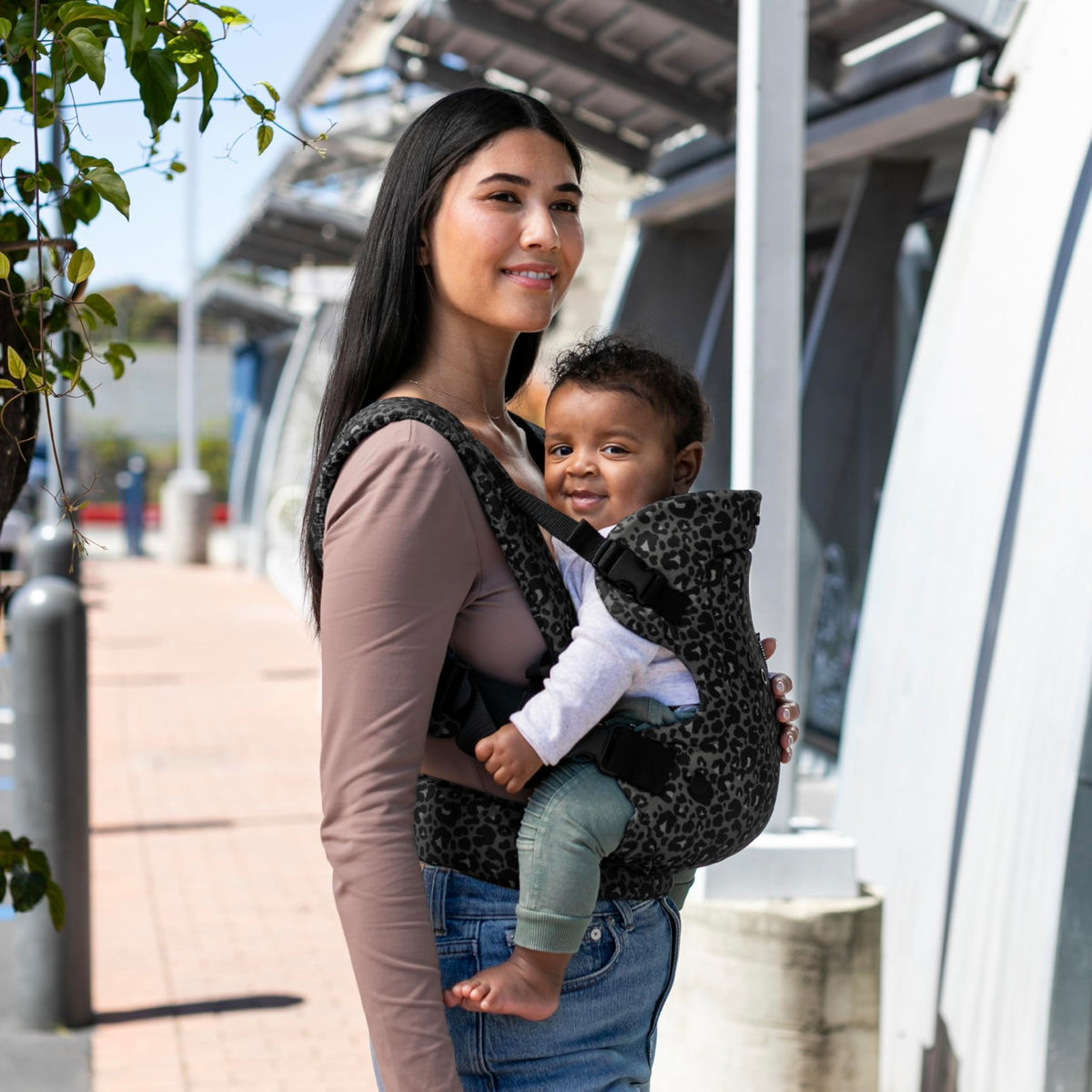 Infantino Flip 4-in-1 Baby Carrier Convertible Ergonomic, Rainbow - Jansha Store